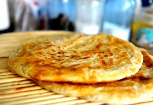 家常烙饼的做法与营养介绍