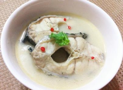 吃黑魚的好處：營養價值、功效與食用注意事項