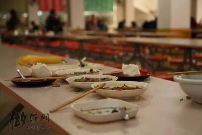 剩菜剩饭怎麼處理與危害 3招安全存放指南