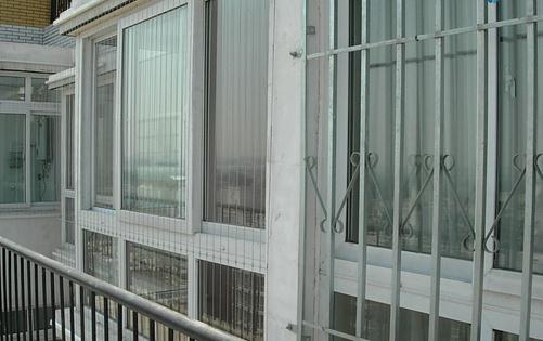 塑料窗选购与保养指南