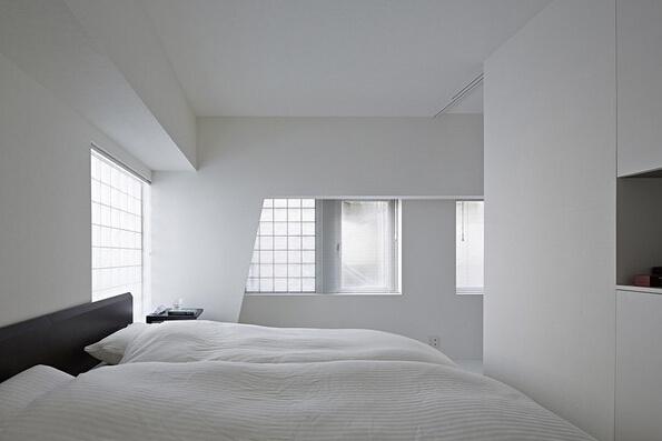 後現代黑白對角線兩居室案例 | 120㎡乾淨簡約空間設計