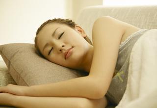 夏季睡眠五大禁忌:避免这些常见误区