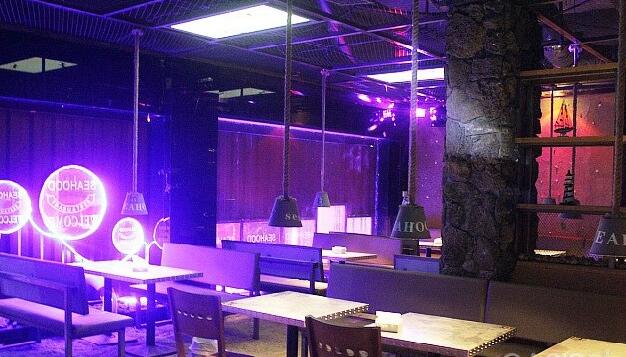 情侶主題餐廳裝修設計與效果圖展示