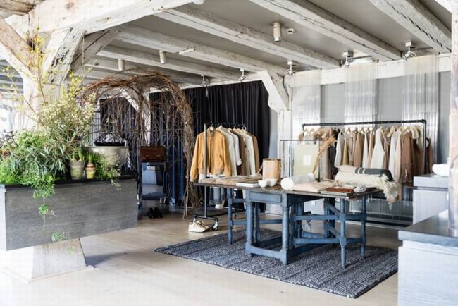 既是餐廳也是服裝店鋪！Club Monaco 與 Noma 的創意融合