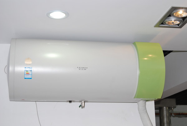 如何選購電熱水器?功能、內膽與功率全解析
