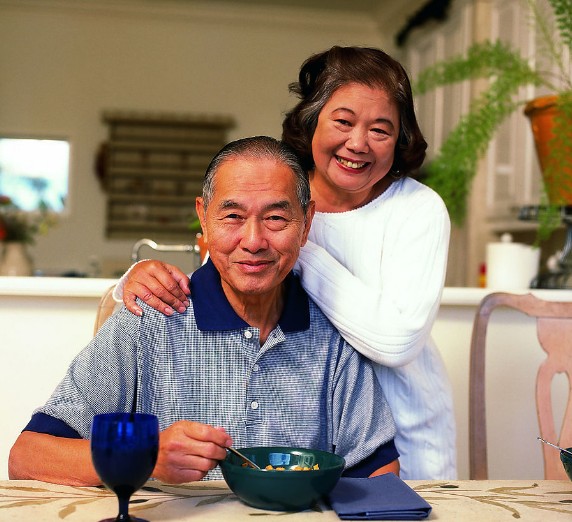 如何選購老人房的床?實用指南
