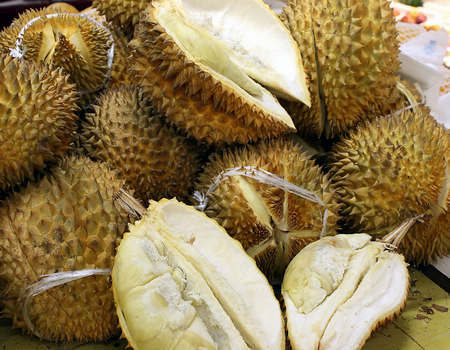 孕妇可以吃榴莲吗？孕期食用注意事项