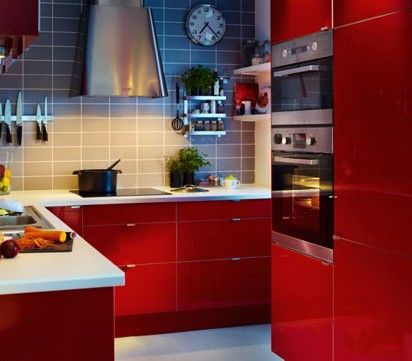 厨房装修技巧：三大原则提升实用与美观