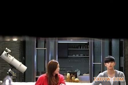 都敏俊豪宅平面圖手繪解析|進門客廳餐廳廚房完整格局揭露