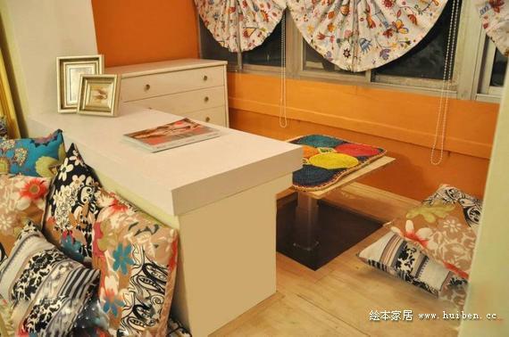 18平米卧室阳台改造：休闲、娱乐与储物三位一体