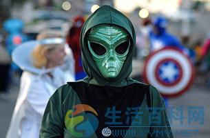 世界10大怪異節日:日本裸體節美國無頭雞節等