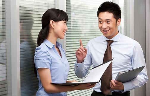 職場有進有退方顯王者風範，洞悉辦公室政治的奧秘