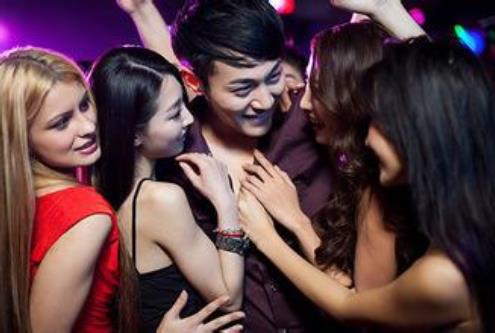 男人的10個表現說明他沒那麼喜歡你