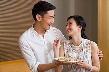 男人为何偏好美女？解析男性审美背后的价值逻辑